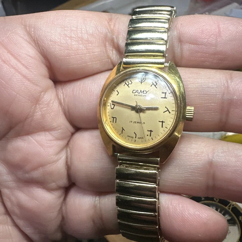 Works Vintage CAMY GENEVA 1218 Hebrew Dial Manual Wind Womens Watch 25mm 6.5in